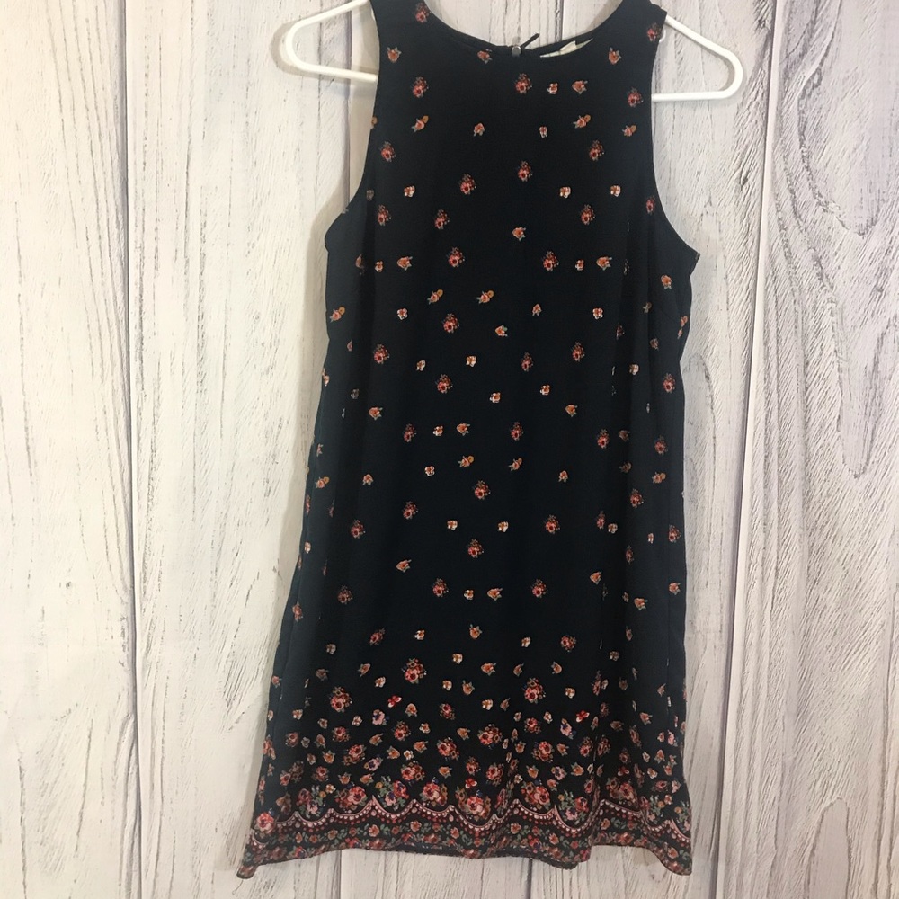 Black & Floral Staring at Stars Summer Dress